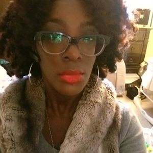 Meet your Posher, Tiffany